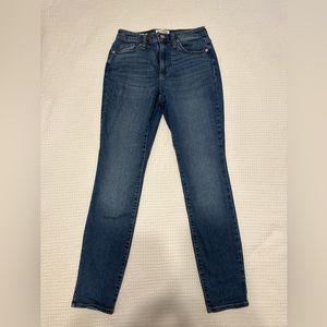 Universal Thread Jeans